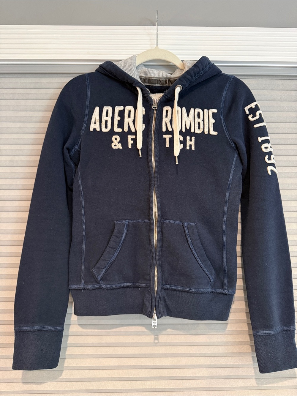 Abercrombie & Fitch Navy Full-Zip Logo Hoodie - size S